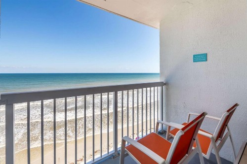 Comfort Inn & Suites Daytona Beach Oceanfront - image 35