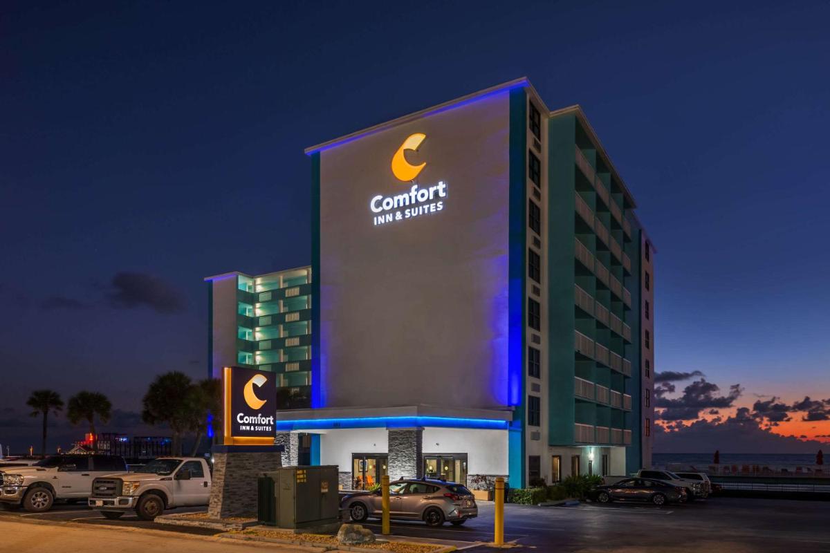 Comfort Inn & Suites Daytona Beach Oceanfront - image 4