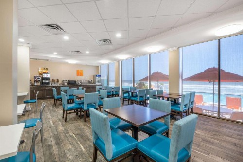 Comfort Inn & Suites Daytona Beach Oceanfront - image 47