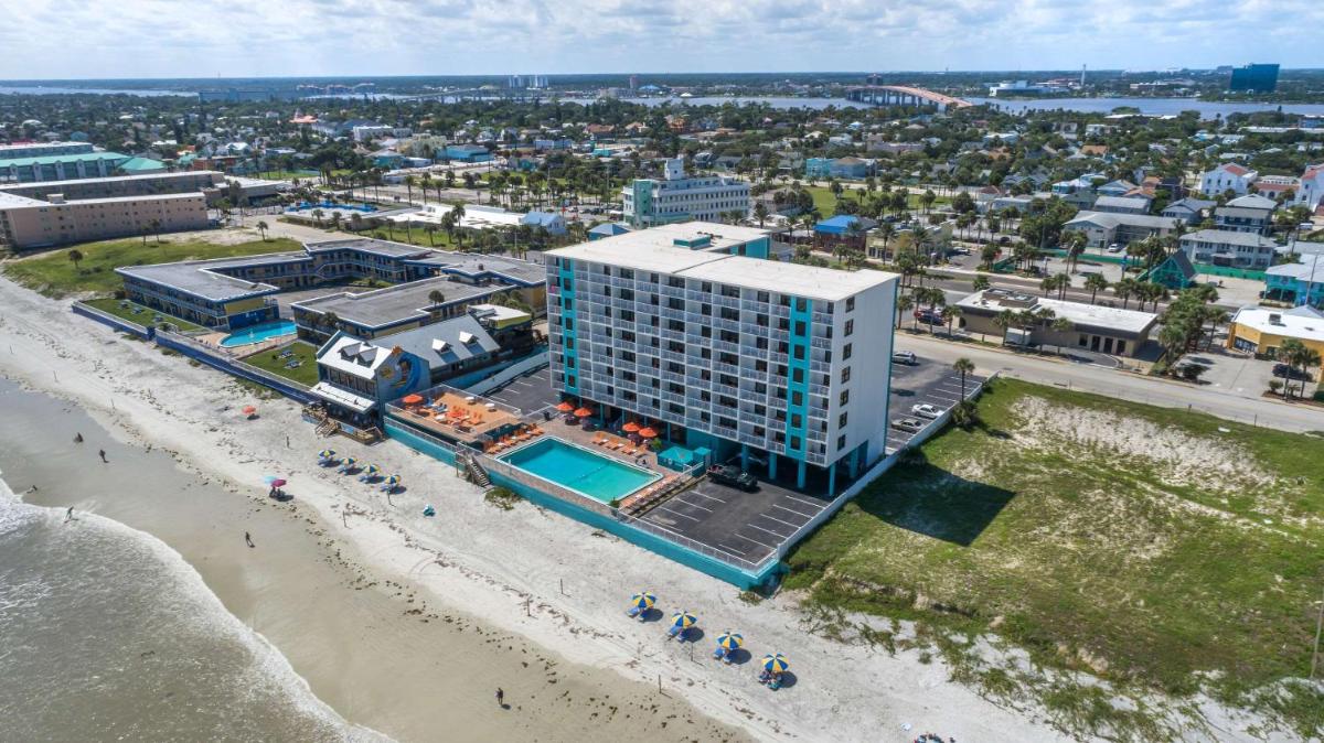 Comfort Inn & Suites Daytona Beach Oceanfront - image 5