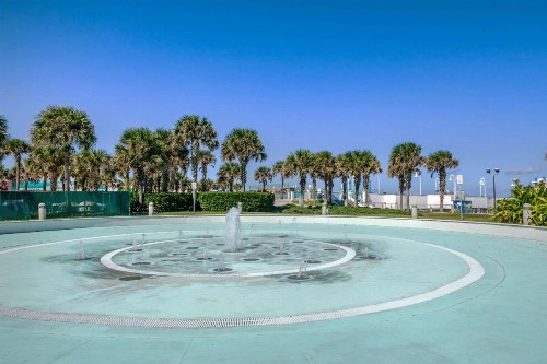 Comfort Inn & Suites Daytona Beach Oceanfront - image 9