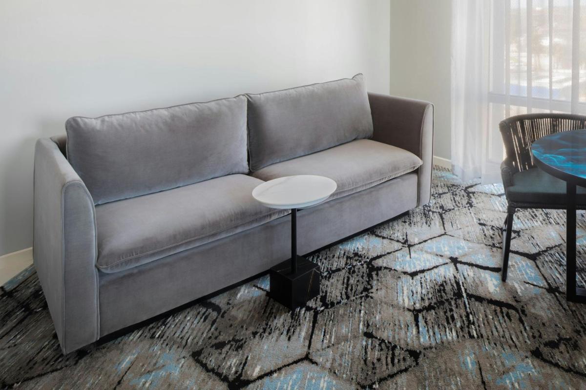 Ocean Breeze Club - image 2