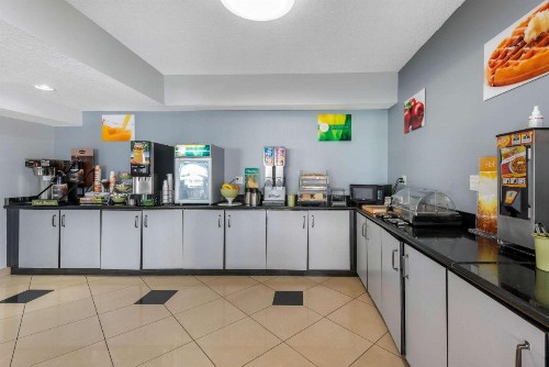 Quality Inn Daytona Beach Oceanfront - image 40