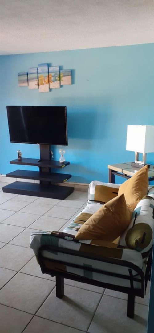 Daytona Beach Hawaiian Inn - image 24