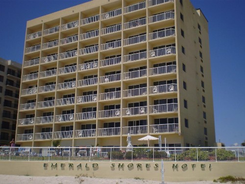 Emerald Shores Hotel - Daytona Beach - image 10