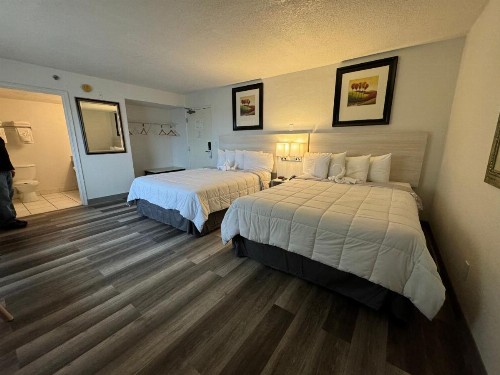 Emerald Shores Hotel - Daytona Beach - image 39