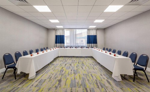 Holiday Inn Hotel & Suites Daytona Beach On The Ocean an IHG Hotel - image 11