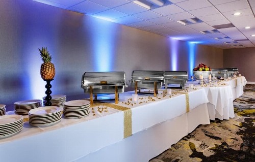 Holiday Inn Hotel & Suites Daytona Beach On The Ocean an IHG Hotel - image 18