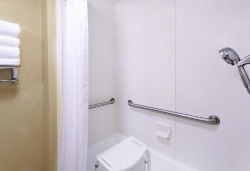 Holiday Inn Hotel & Suites Daytona Beach On The Ocean an IHG Hotel - image 34