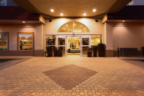 Holiday Inn Hotel & Suites Daytona Beach On The Ocean an IHG Hotel - image 36