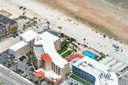 Holiday Inn Hotel & Suites Daytona Beach On The Ocean an IHG Hotel - image 38