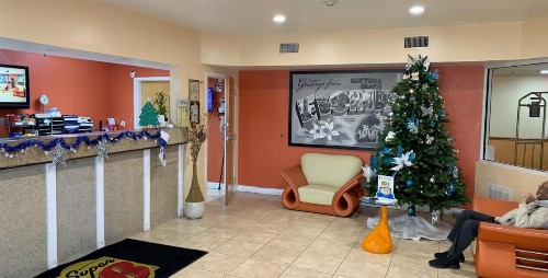 Super 8 by Wyndham Daytona Beach - image 14