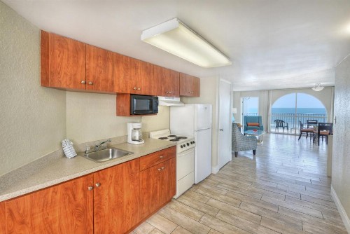 El Caribe Resort and Conference Center - image 10