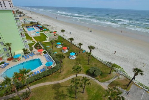 El Caribe Resort and Conference Center - image 18