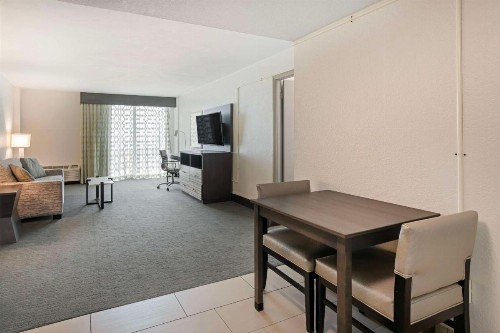 Best Western Plus Daytona Inn Seabreeze - image 17