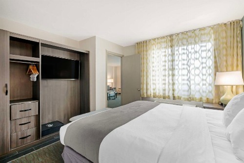 Best Western Plus Daytona Inn Seabreeze - image 20