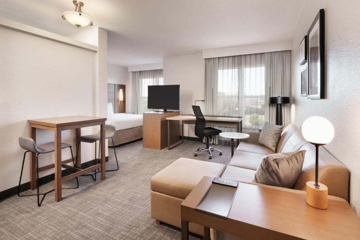 Residence Inn by Marriott Daytona Beach Speedway/Airport - image 5
