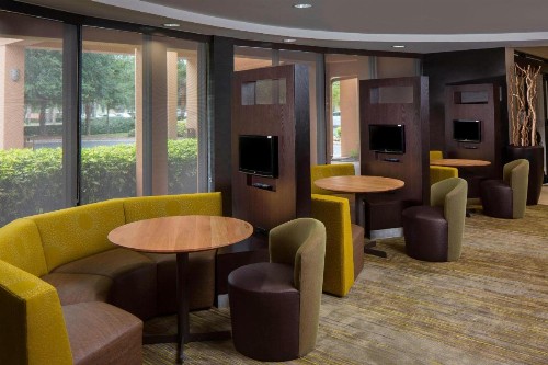 Courtyard by Marriott Daytona Beach Speedway/Airport - image 17