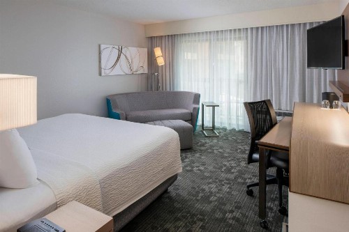 Courtyard by Marriott Daytona Beach Speedway/Airport - image 24