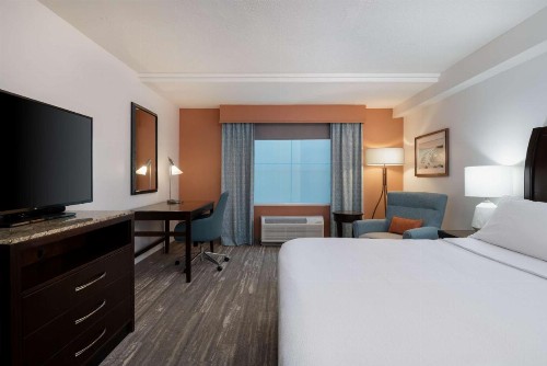 Hilton Garden Inn Daytona Beach Oceanfront - image 23