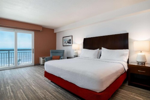 Hilton Garden Inn Daytona Beach Oceanfront - image 28