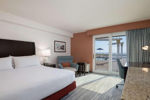 Hilton Garden Inn Daytona Beach Oceanfront - image 35