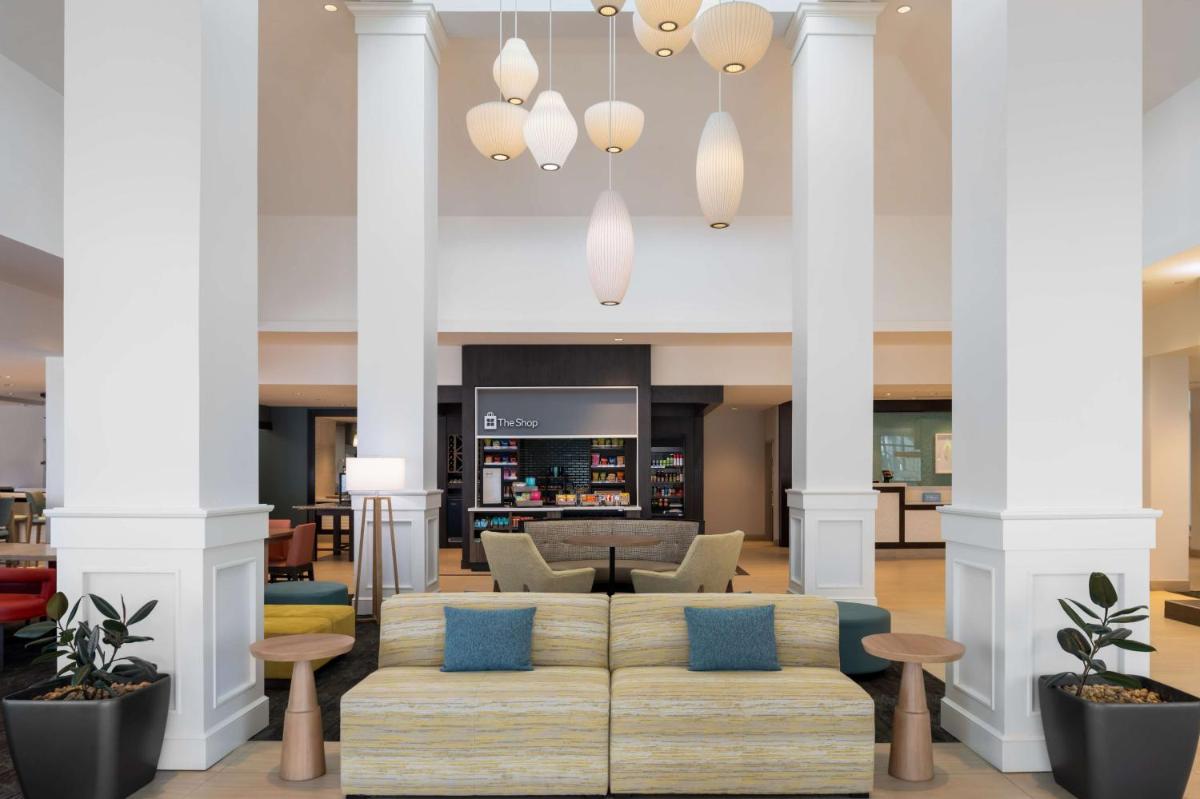 Hilton Garden Inn Daytona Beach Oceanfront - image 5
