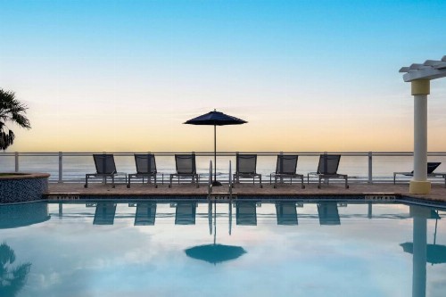 Hilton Garden Inn Daytona Beach Oceanfront - image 9