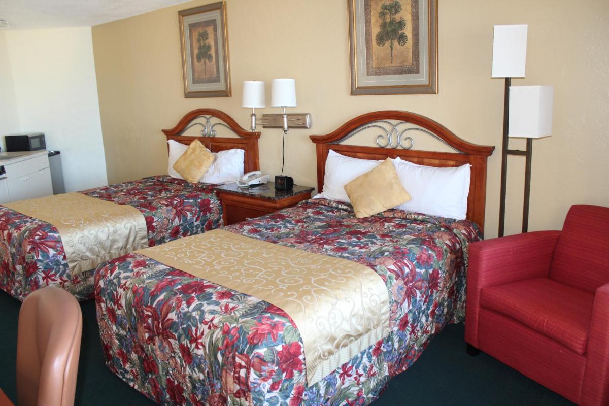 Grand Prix Motel Beach Front - image 7