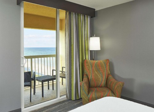 Hampton Inn Daytona Beach/Beachfront - image 21