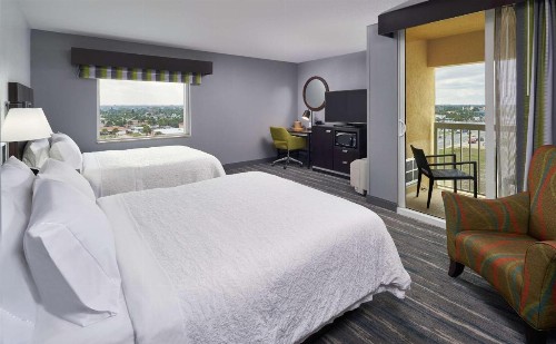 Hampton Inn Daytona Beach/Beachfront - image 6