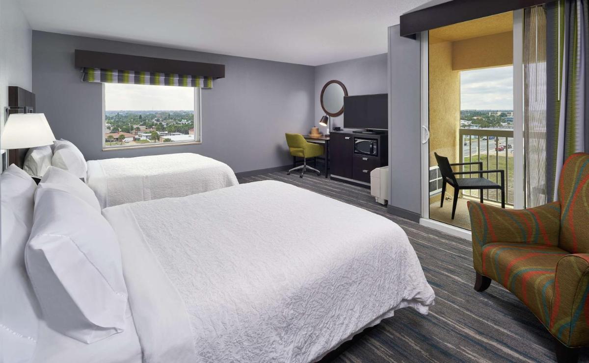 Hampton Inn Daytona Beach/Beachfront - image 6