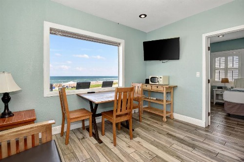 Shoreline Suites & Cabana Cottages – Beachfront - image 28