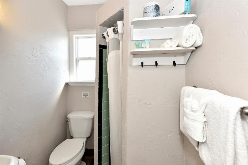 Shoreline Suites & Cabana Cottages – Beachfront - image 30