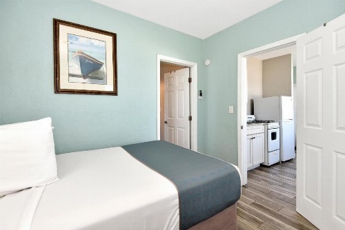 Shoreline Suites & Cabana Cottages – Beachfront - image 38
