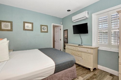 Shoreline Suites & Cabana Cottages – Beachfront - image 7