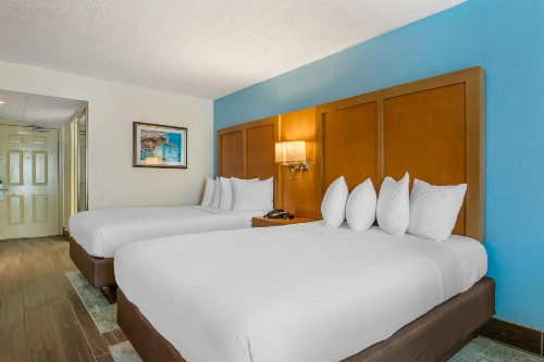 Tropical Winds Resort Hotel - image 16