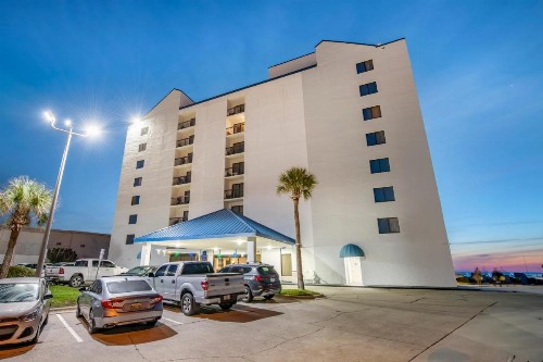 Tropical Winds Resort Hotel - image 18