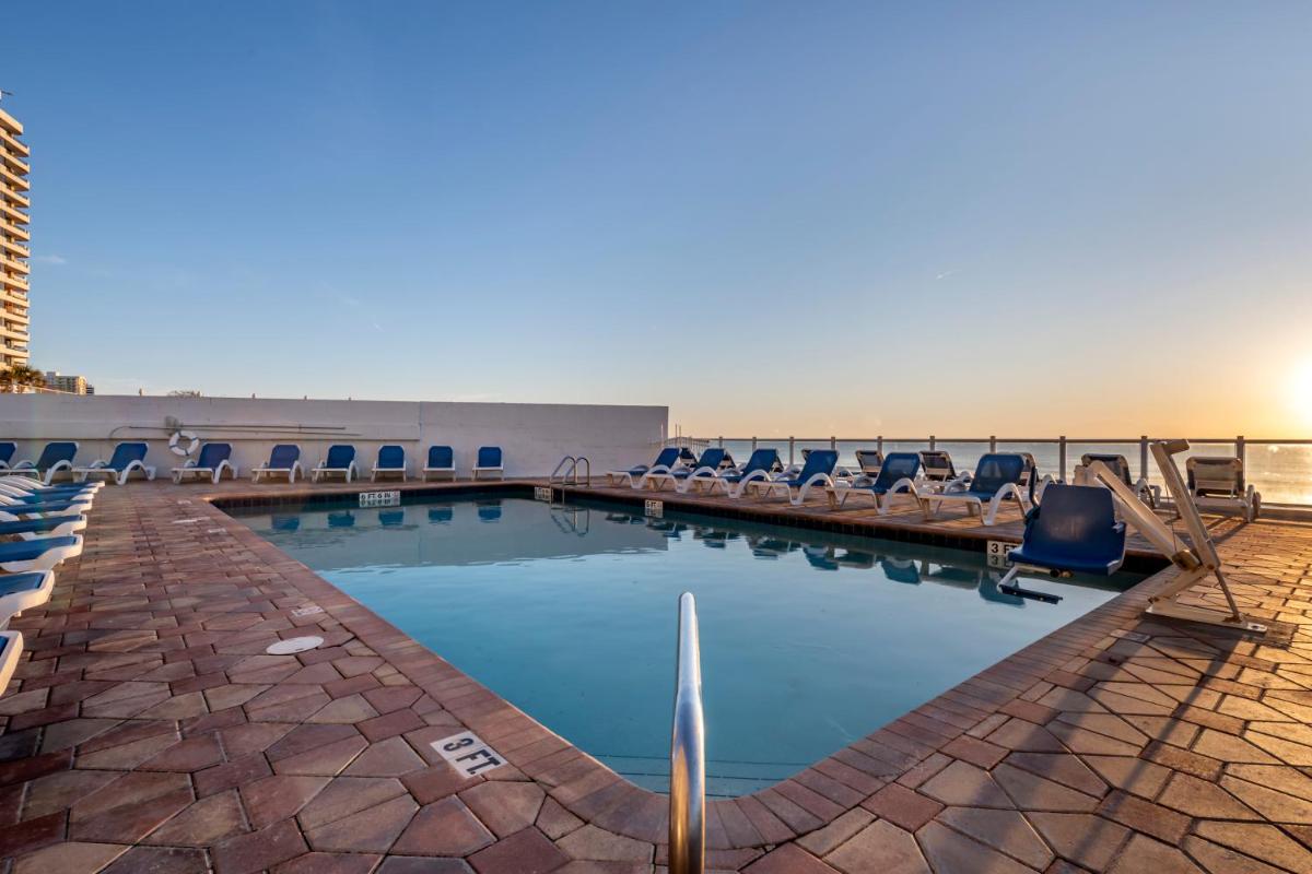 Tropical Winds Resort Hotel - image 3
