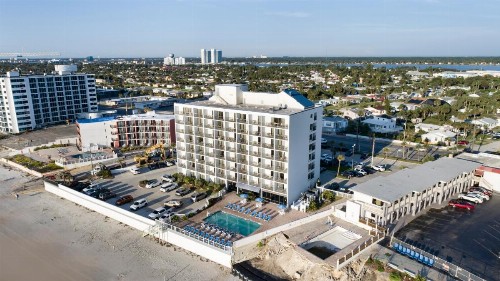 Tropical Winds Resort Hotel - image 42