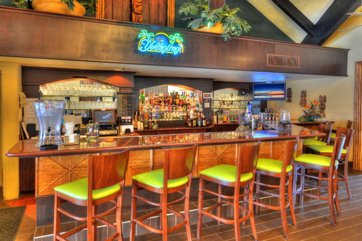 Best Western Aku Tiki Inn - image 2