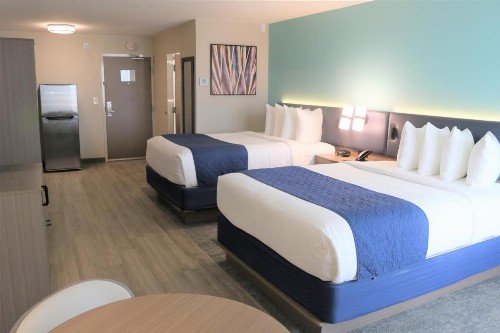 Best Western Aku Tiki Inn - image 6