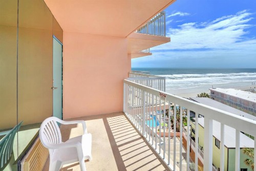 Bahama House - Daytona Beach Shores - image 4