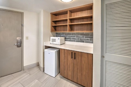 Bahama House - Daytona Beach Shores - image 9