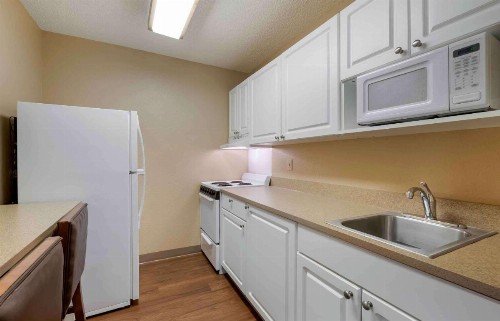 Extended Stay America Suites - Daytona Beach - International Speedway - image 21