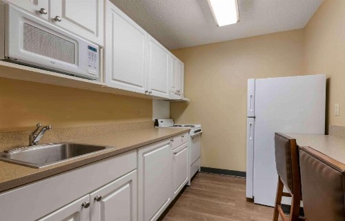 Extended Stay America Suites - Daytona Beach - International Speedway - image 32