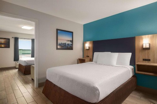La Quinta by Wyndham Oceanfront Daytona Beach - image 20