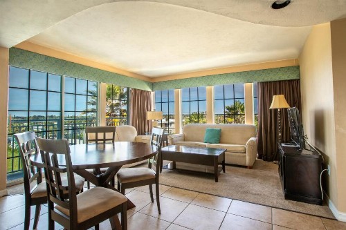 Sea Shells Beach Club - image 2