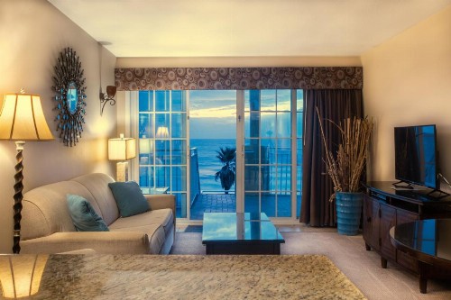 Sea Shells Beach Club - image 6