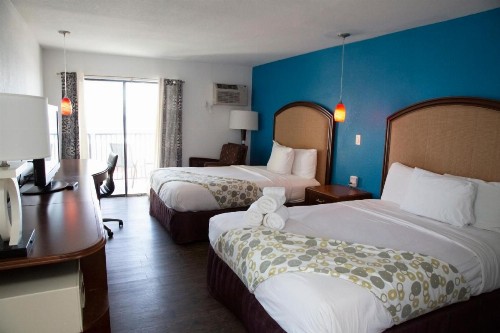 Daytona Dream Inn - image 19